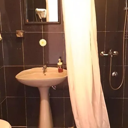 Land House * Belgrad