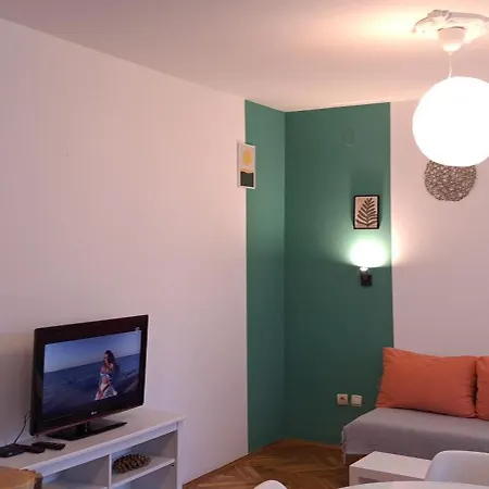 Apartment Land House Belgrade