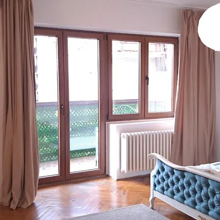 Land House Apartament