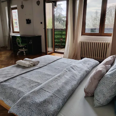 Land House Appartement *