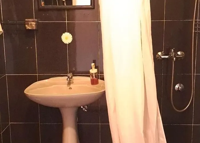 Land House * بلغراد