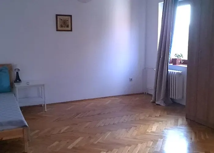 Land House * بلغراد